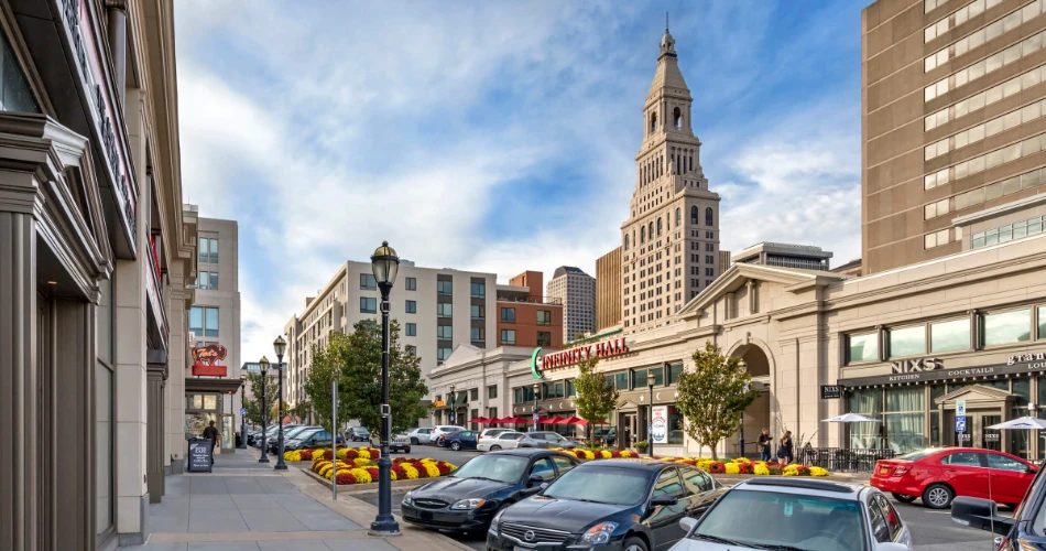Top Attractions in Traverse City, Michigan: Beaches, Wineries & Scenic Escapes