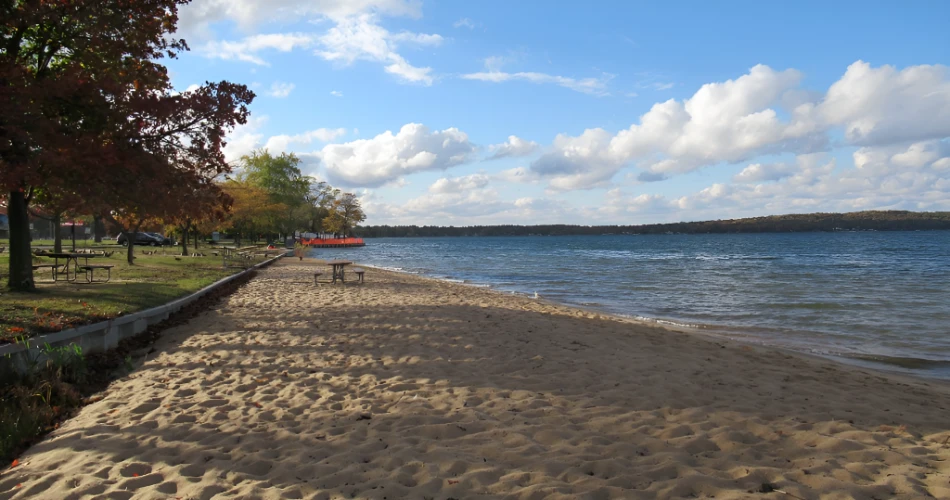 Top Attractions in Traverse City, Michigan: Beaches, Wineries & Scenic Escapes