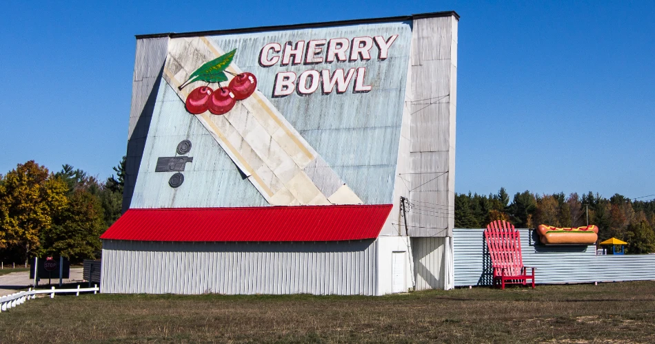 Top Attractions in Traverse City, Michigan: Beaches, Wineries & Scenic Escapes