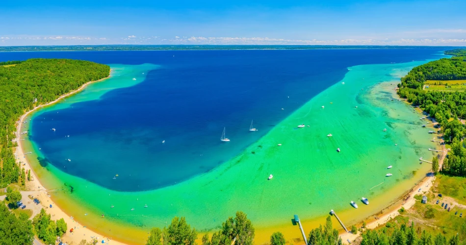 Traverse City Travel Guide: Beaches, Wineries & Adventures in Northern Michigan