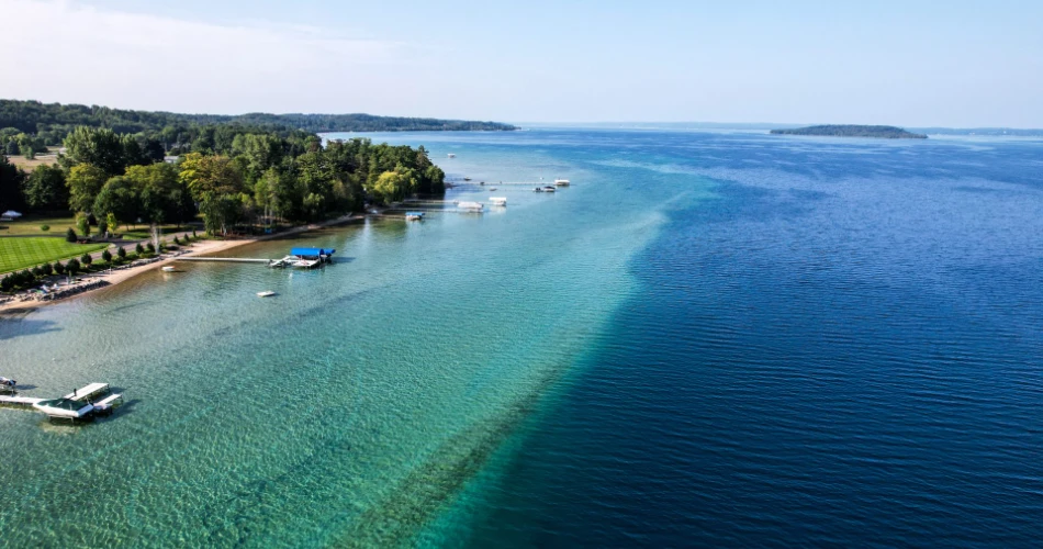 Traverse City Travel Guide: Beaches, Wineries & Adventures in Northern Michigan