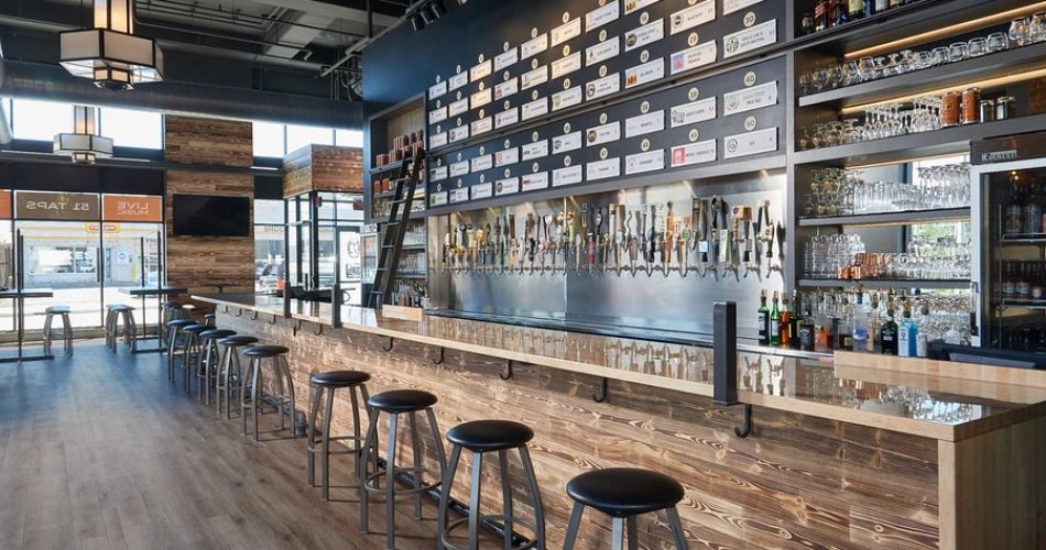 Best Restaurants in Traverse City: A Food Lover’s Guide
