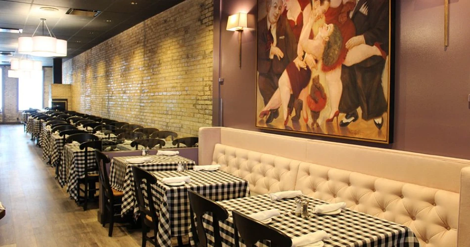 Best Restaurants in Traverse City: A Food Lover’s Guide